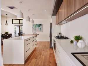 flair cabinets- kitchen design- cabinet design- interio design- kitchens- wodonga- custom kitchen- cabinets-albury